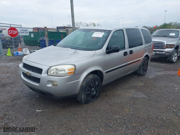 2008 Chevrolet Uplander LS with VIN 1GNDV23W48D196793, listed as a IAAI auction lot 41828528 with 161,169 mi miles. Bid and sale history available at carsss.com. Image 2.