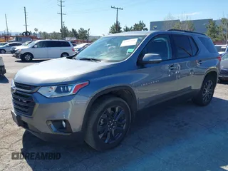 2021 Chevrolet Traverse RS z VIN 1GNEVJKW9MJ142868, wystawiony jako IAAI lot #41605218 z przebiegiem 76 806 mil mil oraz . Historia ofert i sprzedaży dostępna na DreamBid. Obrazek 23.