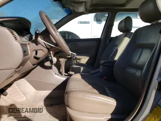 1998 Toyota Camry LE z VIN JT2BF28K9W0118817, wystawiony jako Copart lot #42603885 z przebiegiem 45 808 mil mil oraz Czysty tytuł • Clean title. Historia ofert i sprzedaży dostępna na DreamBid. Obrazek 7.