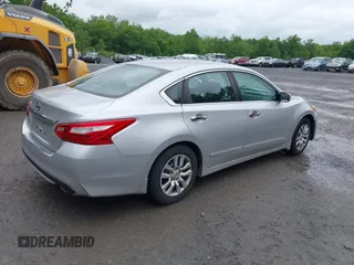 2017 Nissan Altima SR with VIN 1N4AL3AP9HC229429, listed as a IAAI auction lot 42478807 with 147,831 mi miles and . Bid and sale history available at DreamBid. Image 4.