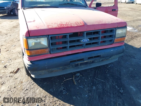 1991 Ford Ranger XLT z VIN 1FTCR10A7MUD73309, wystawiony jako IAAI lot #41342704 z przebiegiem 64 946 mil mil oraz . Historia ofert i sprzedaży dostępna na DreamBid. Obrazek 6.