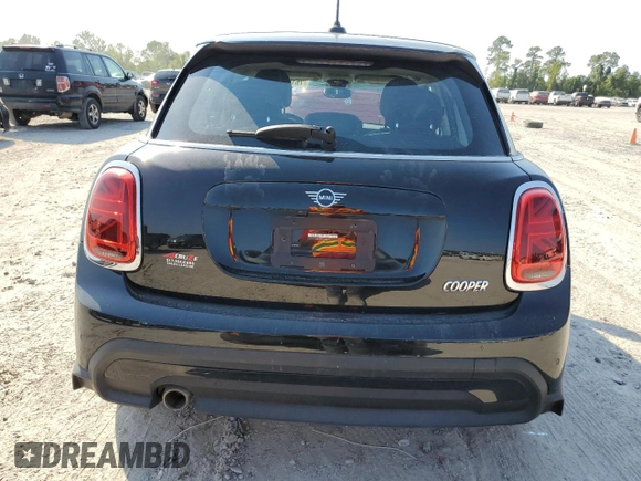 2022 MINI Hardtop 4 Door Cooper z VIN WMW33DK07N2S31091, wystawiony jako Copart lot #76102994 z przebiegiem 14 554 mil mil oraz Szkoda całkowita • Salvage title. Historia ofert i sprzedaży dostępna na DreamBid. Obrazek 6.