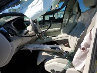 2022 Volvo XC90 Inscription with VIN YV4BR0CL9N1787601, listed as a Copart auction lot 47839415 with Not Provided miles and Salvage Title. Bid and sale history available at DreamBid. Image 7.