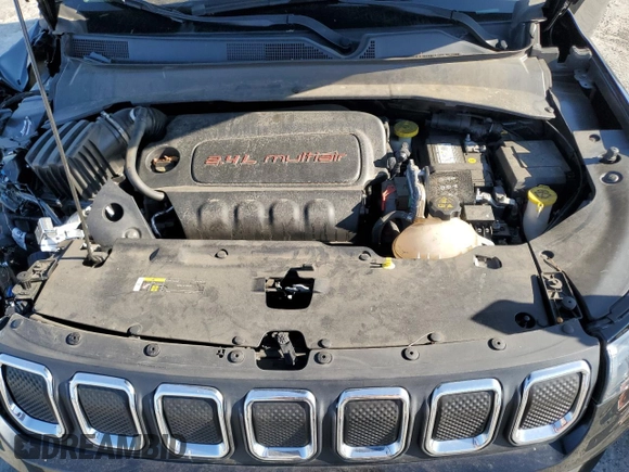 2022 Jeep Compass Latitude with VIN 3C4NJDBB6NT151038, listed as a Copart auction lot 46292775 with 29,912 mi miles and Salvage Title. Bid and sale history available at DreamBid. Image 12.