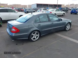 2009 Mercedes-Benz E-Class Luxury 3.5L with VIN WDBUF56X39B363765, listed as a IAAI auction lot 41346678 with 91,076 mi miles. Bid and sale history available at carsss.com. Image 4.