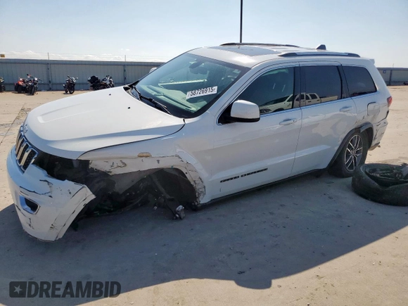 2020 Jeep Grand Cherokee Laredo E z VIN 1C4RJFAG4LC207920, wystawiony jako Copart lot #58726915 z przebiegiem 43 451 mil mil oraz Szkoda całkowita • Salvage title. Historia ofert i sprzedaży dostępna na DreamBid. Obrazek 1.