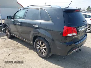 2012 Kia Sorento SX with VIN 5XYKW4A29CG261253, listed as a IAAI auction lot 41575721 with 161,477 mi miles. Bid and sale history available at carsss.com. Image 3.