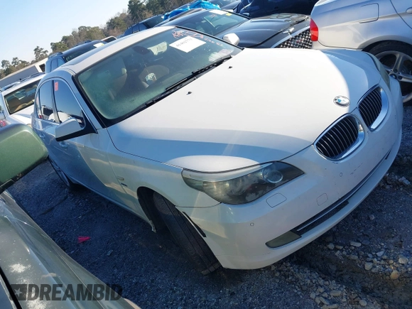 2010 BMW 5 Series 528i xDrive with VIN WBANV1C54AC159489, listed as a IAAI auction lot 41462771 with 166,842 mi miles and . Bid and sale history available at carsss.com. Image 1.