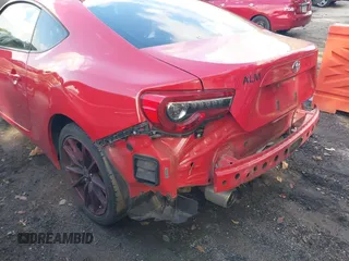 2017 Toyota 86 with VIN JF1ZNAA15H8704610, listed as a IAAI auction lot 40336438 with 125,687 mi miles. Bid and sale history available at carsss.com. Image 17.