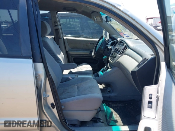 2005 Toyota Highlander z VIN JTEGP21A450063635, wystawiony jako IAAI lot #42239569 z przebiegiem 272 249 mil mil oraz . Historia ofert i sprzedaży dostępna na DreamBid. Obrazek 5.