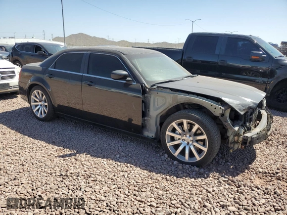 2006 Chrysler 300 C SRT8 with VIN 2C3LA73W96H417614, listed as a Copart auction lot 51835524 with 153,575 mi miles and Salvage Title. Bid and sale history available at carsss.com. Image 4.