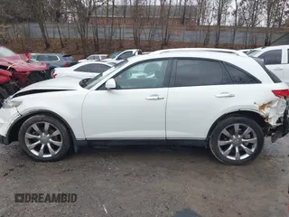 2004 Infiniti FX with VIN JNRBS08W44X402872, listed as a IAAI auction lot 41673657 with 141,060 mi miles and . Bid and sale history available at carsss.com. Image 14.