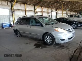 2008 Toyota Sienna CE with VIN 5TDZK23C88S225259, listed as a Copart auction lot 51964285 with 251,291 mi miles and Salvage Title. Bid and sale history available at carsss.com. Image 4.