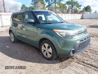 2014 Kia Soul with VIN KNDJN2A21E7028924, listed as a IAAI auction lot 41668371 with 170,173 mi miles. Bid and sale history available at carsss.com. Image 1.