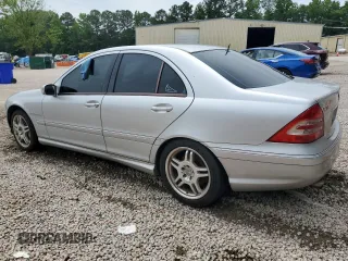 2002 Mercedes-Benz C z VIN WDBRF65J32F157367, wystawiony jako Copart lot #59039565 z przebiegiem 171 931 mil mil oraz Czysty tytuł • Clean title. Historia ofert i sprzedaży dostępna na DreamBid. Obrazek 2.