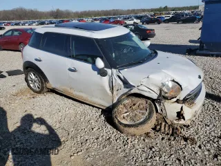 2015 MINI Countryman with VIN WMWZB3C51FWR44600, listed as a Copart auction lot 49440555 with 105,650 mi miles and Clean Title. Bid and sale history available at DreamBid. Image 4.