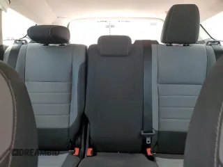 2017 Ford Escape S с VIN 1FMCU0F74HUE66164, выставлен на аукционе Copart как лот 54712135 с пробегом 103 578 миль миль и Списание • Salvage title. История ставок и продаж доступна на DreamBid. Изображение 10.