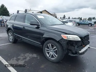 2007 Audi Q7 Premium with VIN WA1BY74L47D051366, listed as a IAAI auction lot 41484411 with 166,181 mi miles. Bid and sale history available at carsss.com. Image 1.