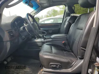 2012 Nissan Armada Platinum z VIN 5N1AA0NC8CN612390, wystawiony jako Copart lot #53537645 z przebiegiem 135 417 mil mil oraz Szkoda całkowita • Salvage title. Historia ofert i sprzedaży dostępna na DreamBid. Obrazek 7.