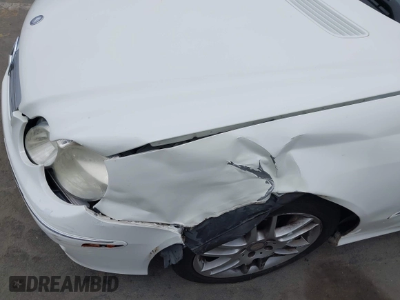 2008 Mercedes-Benz CLK 350 с VIN WDBTJ56H38F241787, выставлен на аукционе IAAI как лот 42184829 с пробегом 97 818 миль миль и . История ставок и продаж доступна на DreamBid. Изображение 6.