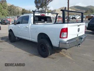 2019 Ram 2500 Lone Star with VIN 3C6UR5DL7KG544980, listed as a IAAI auction lot 41933163 with 184,151 mi miles and . Bid and sale history available at DreamBid. Image 3.
