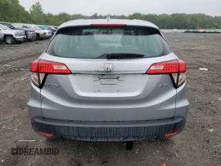 2021 Honda HR-V LX with VIN 3CZRU6H32MM701102, listed as a Copart auction lot 63215115 with 82,333 mi miles and Salvage title. Bid and sale history available at DreamBid. Image 6.