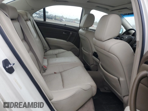 2011 Acura RL Technology with VIN JH4KB2F63BC000147, listed as a Copart auction lot 86130774 with 215,685 mi miles and Salvage Title. Bid and sale history available at DreamBid. Image 10.