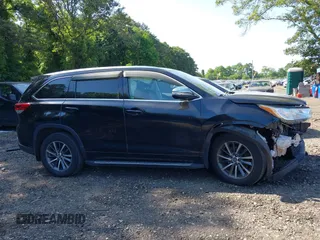 2017 Toyota Highlander XLE with VIN 5TDJZRFH8HS395467, listed as a IAAI auction lot 42577658 with 66,639 mi miles and . Bid and sale history available at DreamBid. Image 13.