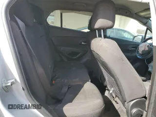 2020 Chevrolet Trax LS with VIN 3GNCJKSB2LL322934, listed as a Copart auction lot 49228295 with 104,391 mi miles and Salvage title. Bid and sale history available at DreamBid. Image 12.