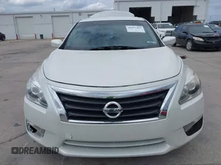 2015 Nissan Altima 2.5 z VIN 1N4AL3AP9FC212952, wystawiony jako IAAI lot #41953425 z przebiegiem 104 139 mil mil oraz . Historia ofert i sprzedaży dostępna na DreamBid. Obrazek 13.