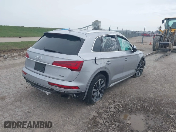 2022 Audi Q5 S line Premium Plus with VIN WA1EAAFY5N2058178, listed as a IAAI auction lot 40869433 with 21,931 mi miles. Bid and sale history available at carsss.com. Image 4.