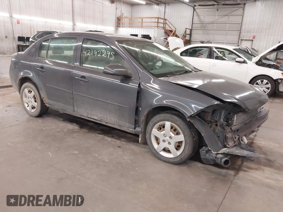 2008 Chevrolet Cobalt LT z VIN 1G1AL58F887186089, wystawiony jako IAAI lot #42192295 z przebiegiem 136 910 mil mil oraz . Historia ofert i sprzedaży dostępna na DreamBid. Obrazek 1.