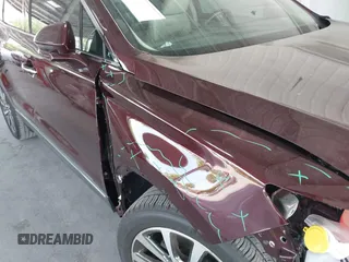 2019 Lincoln MKC Reserve with VIN 5LMCJ3C94KUL50192, listed as a IAAI auction lot 42217678 with 21,344 mi miles and . Bid and sale history available at DreamBid. Image 6.