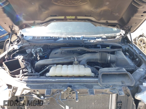 2022 Ford F-150 XL with VIN 1FTFW1E8XNFA41995, listed as a IAAI auction lot 41743193 with 1 mi miles. Bid and sale history available at carsss.com. Image 10.