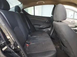 2016 Nissan Versa SV z VIN 3N1CN7AP4GL858901, wystawiony jako Copart lot #60162735 z przebiegiem 149 829 mil mil oraz Czysty tytuł • Clean title. Historia ofert i sprzedaży dostępna na DreamBid. Obrazek 10.