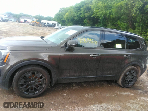 2021 Kia Telluride EX with VIN 5XYP3DHC1MG128114, listed as a IAAI auction lot 42699570 with 92,775 mi miles and . Bid and sale history available at DreamBid. Image 13.