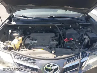 2014 Toyota RAV4 LE with VIN 2T3ZFREV5EW085130, listed as a IAAI auction lot 41945095 with 75,895 mi miles. Bid and sale history available at carsss.com. Image 10.