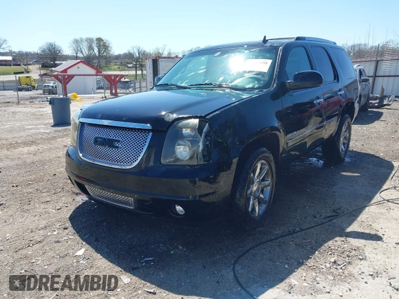 2010 GMC Yukon Denali with VIN 1GKUKEEF5AR201853, listed as a IAAI auction lot 41847258 with 205,431 mi miles. Bid and sale history available at carsss.com. Image 17.