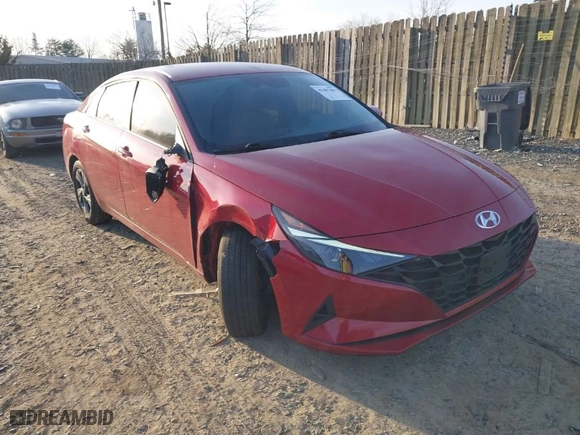2022 Hyundai Elantra Essential with VIN KMHLM4AG2NU333591, listed as a IAAI auction lot 41487301 with 21,148 mi miles. Bid and sale history available at carsss.com. Image 1.