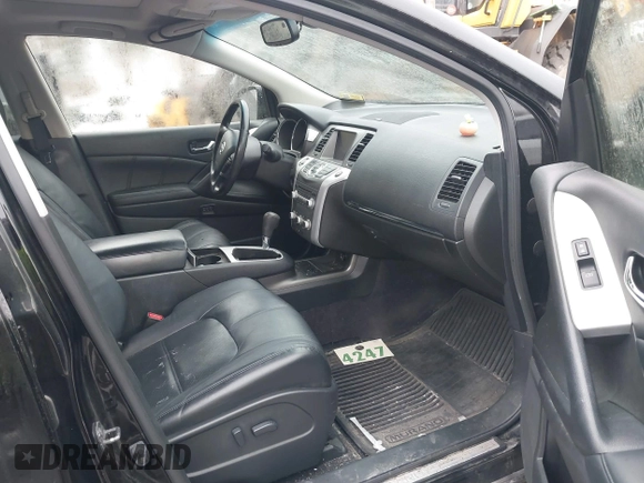 2014 Nissan Murano S with VIN JN8AZ1MW8EW517148, listed as a IAAI auction lot 41683358 with 210,034 mi miles. Bid and sale history available at carsss.com. Image 5.
