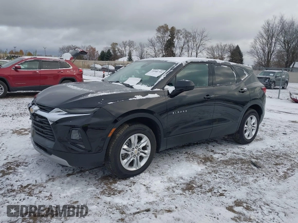 2021 Chevrolet Blazer LT с VIN 3GNKBHRS2MS571758, выставлен на аукционе IAAI как лот 40985755 с пробегом 82 579 миль миль и . История ставок и продаж доступна на DreamBid. Изображение 17.