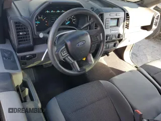 2020 Ford F-150 XL z VIN 1FTMF1E53LKF10121, wystawiony jako Copart lot #87309104 z przebiegiem 45 411 mil mil oraz Szkoda całkowita • Salvage title. Historia ofert i sprzedaży dostępna na DreamBid. Obrazek 8.
