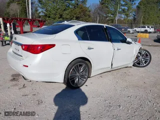 2016 Infiniti Q50 3.0t Premium with VIN JN1EV7AP9GM302775, listed as a IAAI auction lot 41633030 with 127,754 mi miles. Bid and sale history available at carsss.com. Image 4.