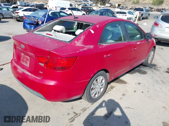 2013 Kia Forte EX with VIN KNAFU4A20D5719065, listed as a IAAI auction lot 42130847 with 170,878 mi miles. Bid and sale history available at carsss.com. Image 4.