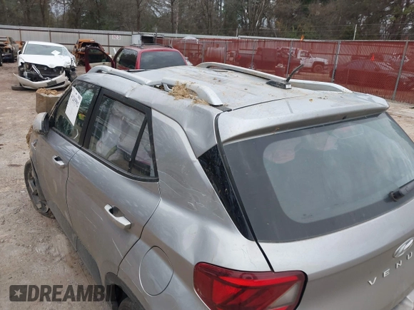 2024 Hyundai Venue SEL with VIN KMHRC8A32RU333999, listed as a IAAI auction lot 41265592 with 17,616 mi miles and . Bid and sale history available at DreamBid. Image 14.