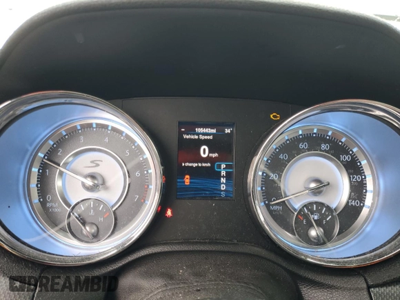 2014 Chrysler 300 with VIN 2C3CCAGGXEH384096, listed as a Copart auction lot 51539585 with 105,443 mi miles and Clean Title. Bid and sale history available at carsss.com. Image 9.