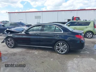 2016 Mercedes-Benz C 300 z VIN 55SWF4JB8GU131378, wystawiony jako IAAI lot #42206961 z przebiegiem Nie podano mil oraz . Historia ofert i sprzedaży dostępna na DreamBid. Obrazek 15.