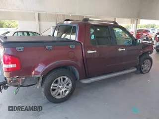 2007 Ford Explorer Sport Trac Limited z VIN 1FMEU33857UB31629, wystawiony jako IAAI lot #42611001 z przebiegiem 128 825 mil mil oraz . Historia ofert i sprzedaży dostępna na DreamBid. Obrazek 13.