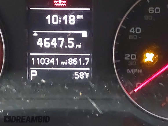 2017 Audi Q3 Premium z VIN WA1ECCFS0HR009385, wystawiony jako IAAI lot #42042437 z przebiegiem 110 341 mil mil oraz . Historia ofert i sprzedaży dostępna na DreamBid. Obrazek 16.