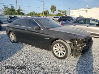 2014 BMW 5 Series 528i z VIN WBA5A5C5XED500347, wystawiony jako Copart lot #58215215 z przebiegiem 205 748 mil mil oraz Szkoda całkowita • Salvage title. Historia ofert i sprzedaży dostępna na DreamBid. Obrazek 4.